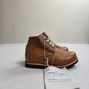 The Humble Soles Nora Boots Size 20/5 Caramel Leather Lace Up Shoes Scallop